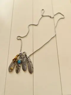 ボヘミアン 羽根モチーフ メンズ　レディース　ネックレス
