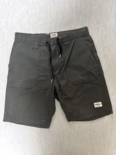 TMT BIGHOLIDAY ショートパンツ ハーフパンツのサムネイル