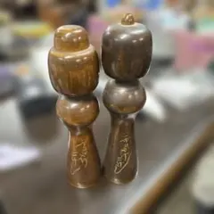 伝統的な木製こけし 2体セット