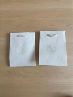 Item thumbnail for item 3ebbecd4-3ad6-480c-a113-fbb783f5921d