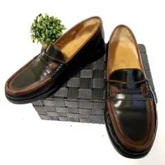 Item thumbnail for item 2d63667b-fc6f-4e14-ac6d-78d1084c1b74