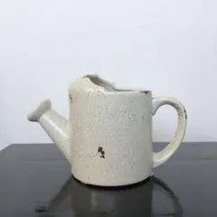 ヒビ釉　陶器のジョロ　焼物