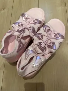 NIKE エアマックスココ　ピンクのサムネイル