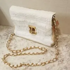 Item thumbnail for item bd9d643f-eaca-4e63-9567-5ec5ac982e9f