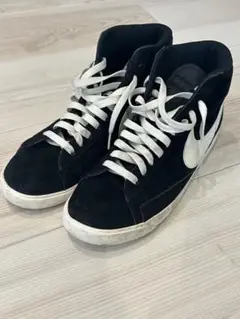 NIKE ブラック/ホワイト ハイカットスニーカー