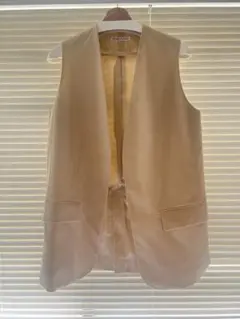 R'IAM-PLAGE ベージュ ノースリーブ ベスト ジレ❣️美品❣️ - メルカリ