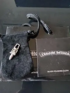 正規品 クロムハーツ ボロチップ 革紐 革袋 - メルカリ
