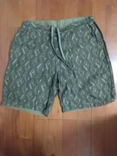 ☆美品☆ikka リバーシブルショートパンツ　幾何学模様 Mサイズ