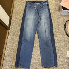 ウィムガゼット　クロスオーバー ストレートデニムパンツのサムネイル