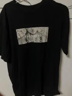 UNIQLO 進撃の巨人 リヴァイ Tシャツ 黒