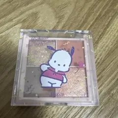 Lovisia サンリオ　アイシャドウパレット　ポチャッコ