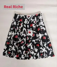 【美品】Real Riche 花柄プリーツスカート