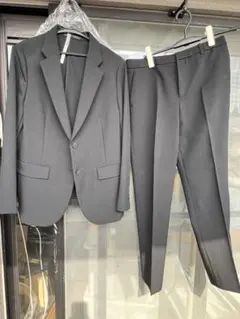 クリーニング済み　ユニクロ感動ジャケット　パンツ　ブラック　ビジネススーツセッ