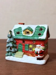 サンタクロースの陶器製キャンドルホルダー