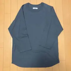 H.R.MARKET グレー 長袖カットソー　未使用品ですが、首元にシミ？ありのサムネイル
