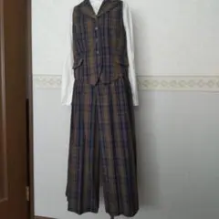 チェック柄 ベストとワイドパンツセットアップ