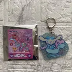 未使用《サンリオ》シナモロール シナモン トレーディンググリッターキーホルダー
