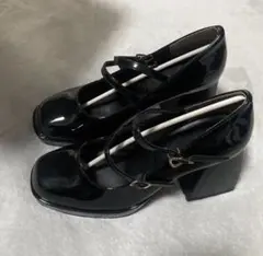 Item thumbnail for item 3056e2da-2c71-43c0-b7a5-8ceb174fd1bc