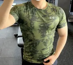 Under Armour 迷彩柄 Tシャツ SM