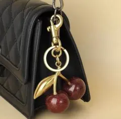 bigチェリー　バッグチャーム　キーチャーム
