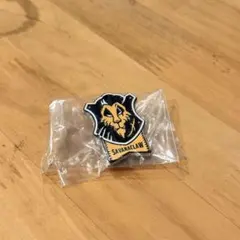 ツイステ　寮章ピンバッジ　サバナクロー