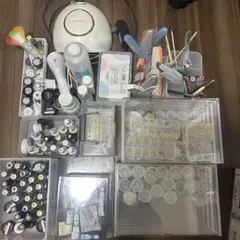 ネイルアート用品セット（多色・UVライト付き）