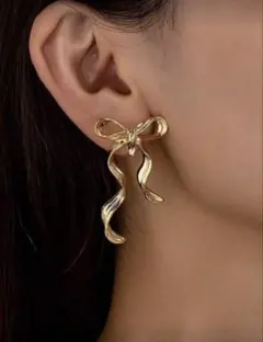 リボンイヤリング