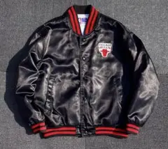1990's！NBAオフィシャル シカゴ・ブルズ サテンスタジャン/L 黒