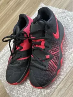 NIKEナイキ カイリー フライトラップ EP 23.5cm