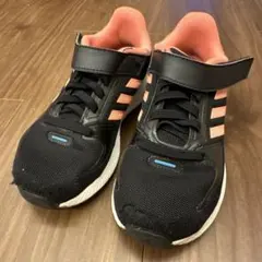 子供靴　adidas 17㎝