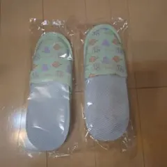 【新品】 【未開封】機内用　子供用　使い捨てスリッパ　ディズニー