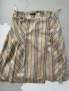 Burberry london スカートのサムネイル