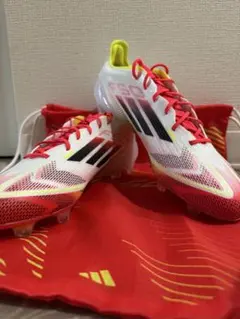 Item thumbnail for item efb92783-a4f5-470c-8d62-4273bec94d25