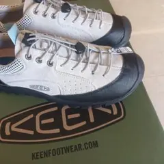 KEEN 24ｃｍジャスパー新品アウトドアシューズスニーカー グレー/ブラック