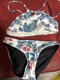 Item thumbnail for item eab058f3-2a49-40d6-a6b1-7042bf42d48d