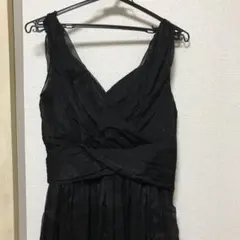 パーティドレス／ワンピース／黒／お呼ばれ／結婚式