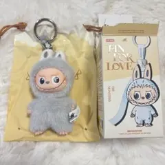 PIN for Love ラブブイニシャル C