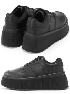 バックル厚底スニーカー