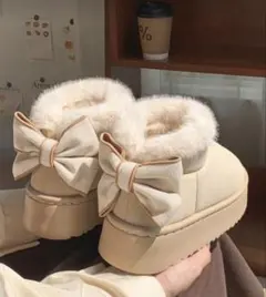 ゆ*か様 リボン付きベージュムートンブーツ