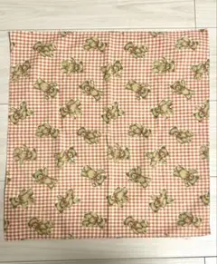 クマ柄 チェック ハンカチ