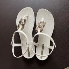 Ipanema ホワイト フラットサンダル 37のサムネイル