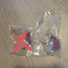 ハローキティ　めじるしアクセサリー　チャーミーキティ　2個セット