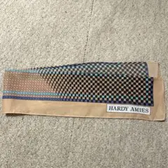 英国王室御用達 HARDY AMIES ハーディーエイミス スカーフのサムネイル