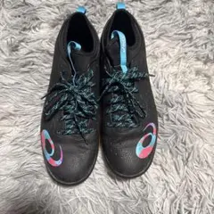 Asics HyperSurv2 ブラック/ブルー/ピンク 24.5cm