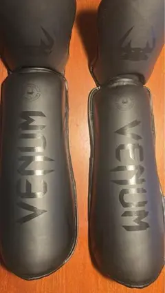 Venum シンガード ブラック