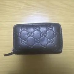 GUCCI ブラックレザー カードケース品番　255452・2149
