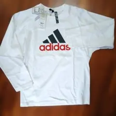 ⭐新品タグ付 adidas長袖Tシャツ 150サイズ