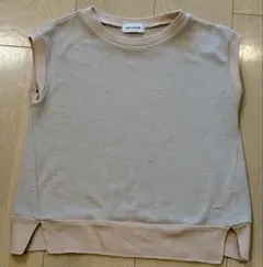 「値下げ」quoti use fith ベージュノースリーブTシャツ　120cmのサムネイル