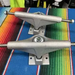 Supreme Independent Truck 139 Silver - メルカリ