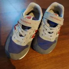 New Balance キッズスニーカー グレー/ネイビー/レッド